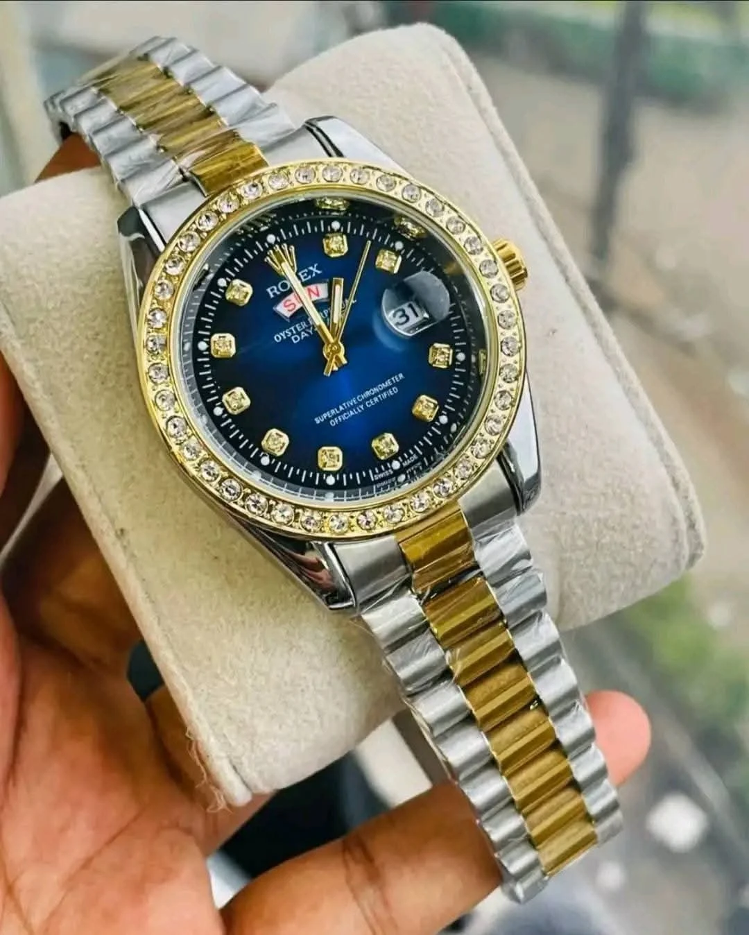 Ro-lex luxurious stylish stone watch for men